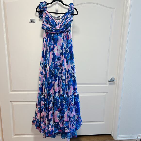 Mac Duggal Floral Cutout Gown - Picture 4 of 13